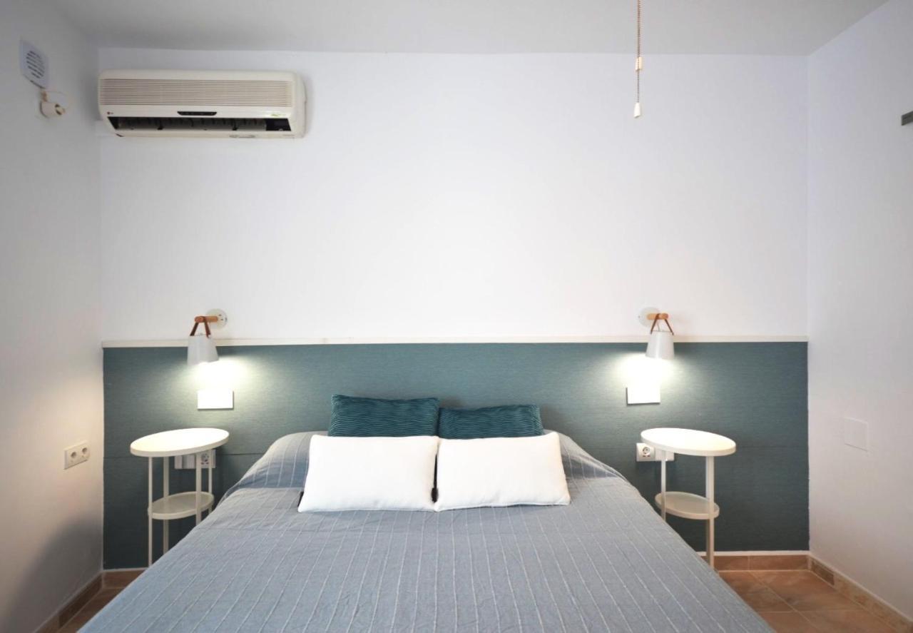 Apartamentos Alazul Jrj Конил-де-ла-Фронтера Екстериор снимка