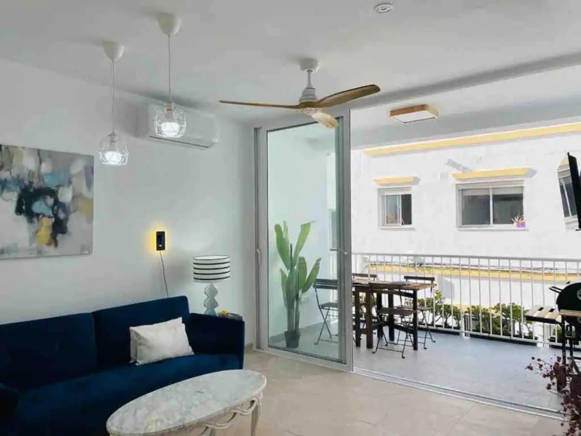 Apartamentos Alazul Jrj Конил-де-ла-Фронтера Екстериор снимка